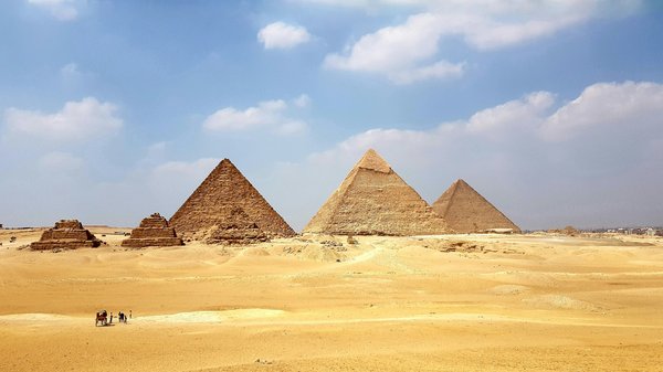 Quels sont les meilleurs circuits pour une découverte des pyramides d'Égypte ?